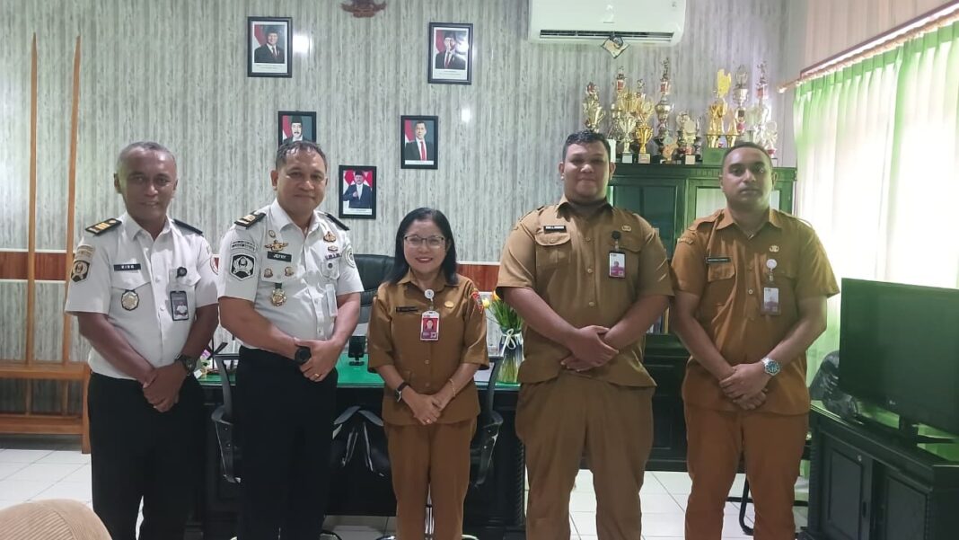 Sinergi Pelayanan, Rutan Ambon Terima Kunjungan Kadis Dukcapil Kota Ambon Sinergi Pelayanan, Rutan Ambon Terima Kunjungan Kadis Dukcapil Kota Ambon