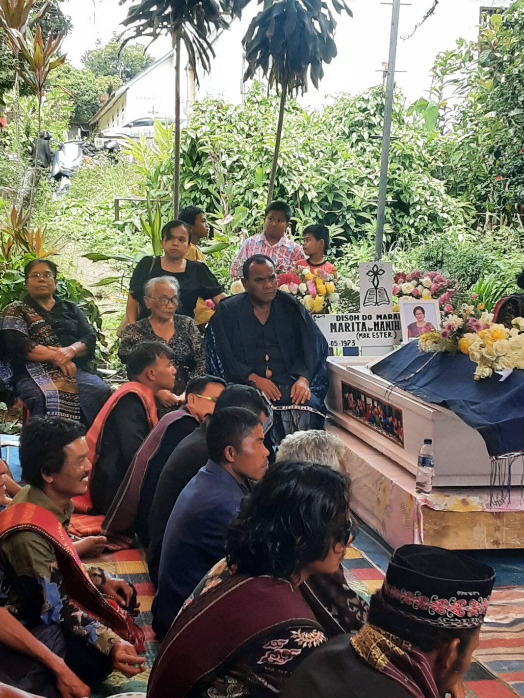 Duka Mendalam Kel Sinaga Par Kapal Saur Nauli, Parumaen Marita boru Manihuruk Berpulang ke Rumah Bapa Di Surga Duka Mendalam Kel Sinaga Par Kapal Saur Nauli, Parumaen Marita boru Manihuruk Berpulang ke Rumah Bapa Di Surga